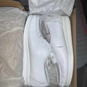 White Anni lo nurse mates shoes